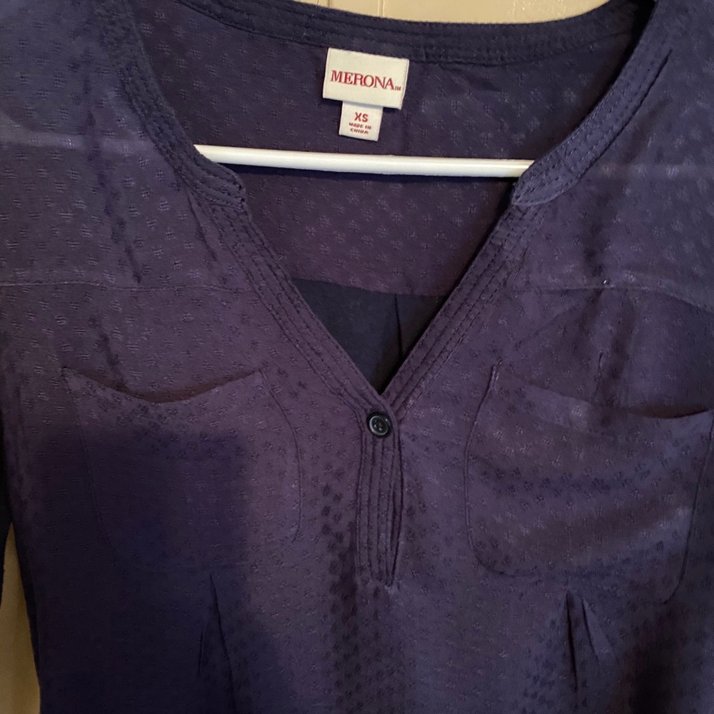 Top - Picture 2 of 2